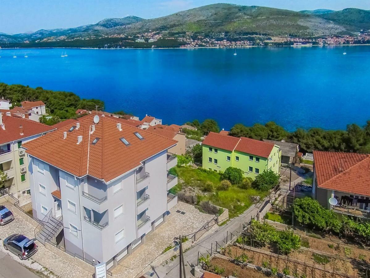 Apartment Maja