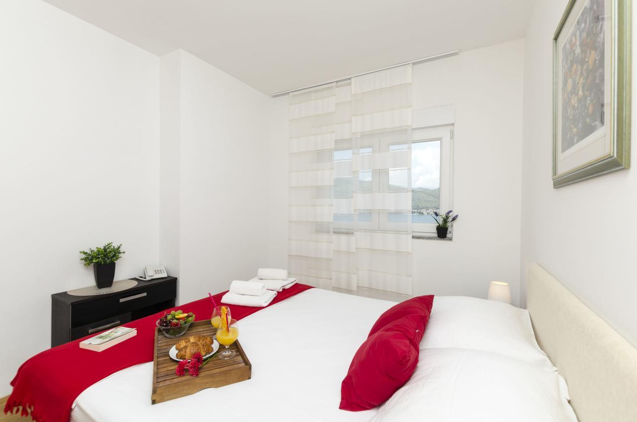 Maja Apartment *