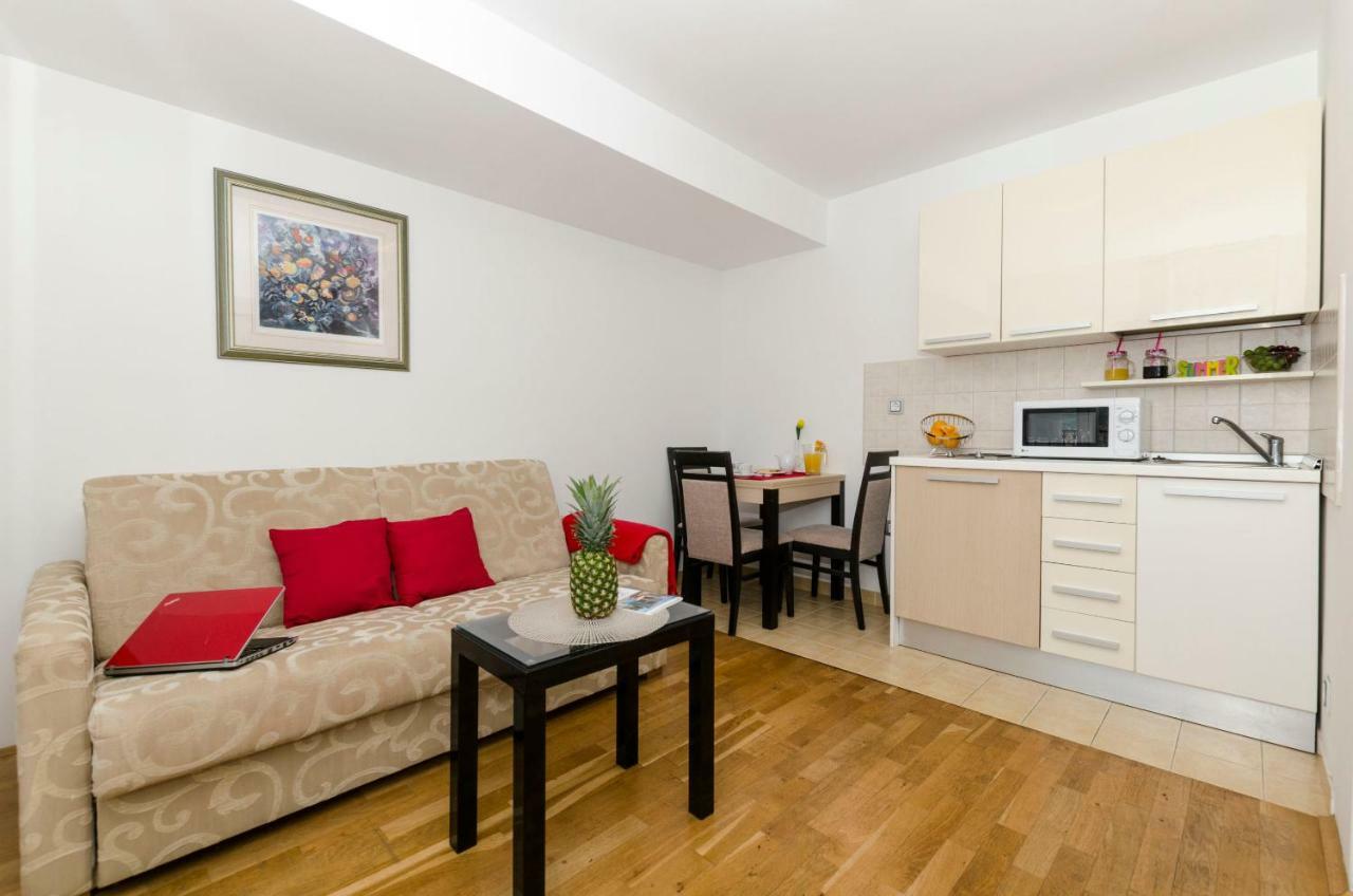 Apartment Maja *